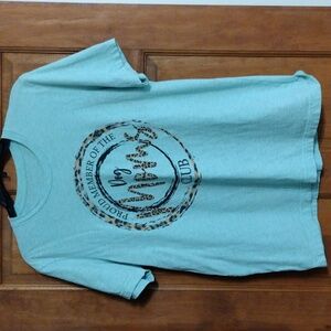 Dog mom T-shirt size large